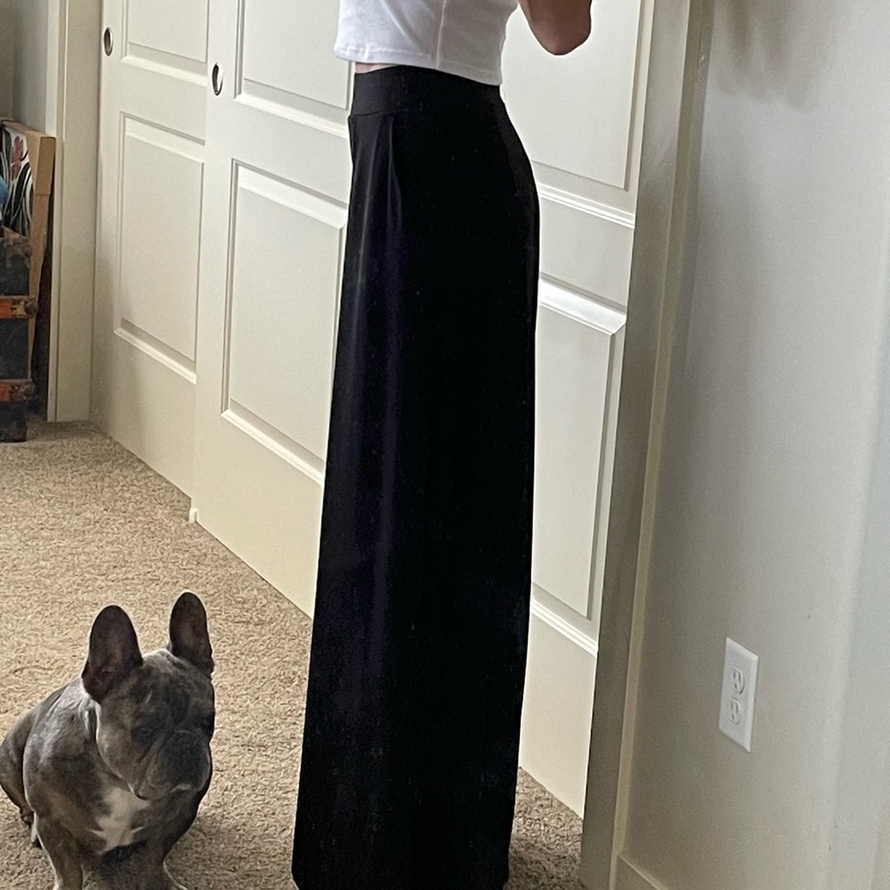 Like new Express extra wide leg pants 🔥 - Picture 4 of 7